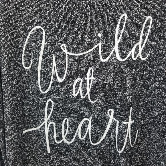 STRANDED " WILD AT HEART" BLACK WHITE KNIT SWEATER. SIZE XL. - Picture 2 of 10